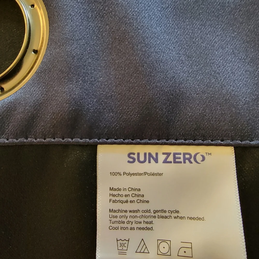 Sun‎ Zero 100% Blackout Grommet Curtains 2 Panels 40